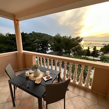 Marela Guest house *