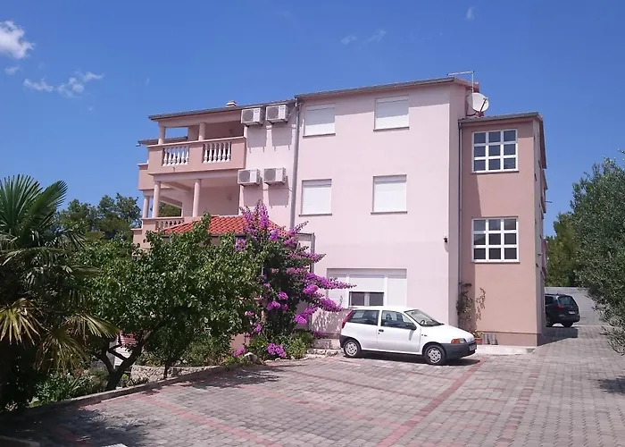 Gostinjska kuća Marela